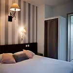 Relais Amadourien 호텔