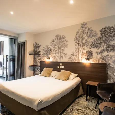 Отель Relais Amadourien 2*