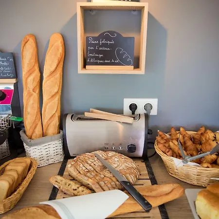 Отель Relais Amadourien